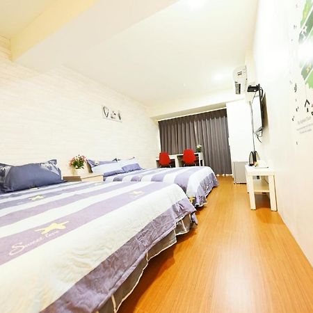 星霖之家 Apartment Taichung Exterior foto